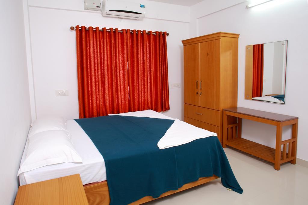 Hotel Phils' Residencia Kochi Exterior foto
