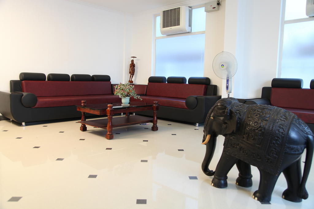Hotel Phils' Residencia Kochi Exterior foto