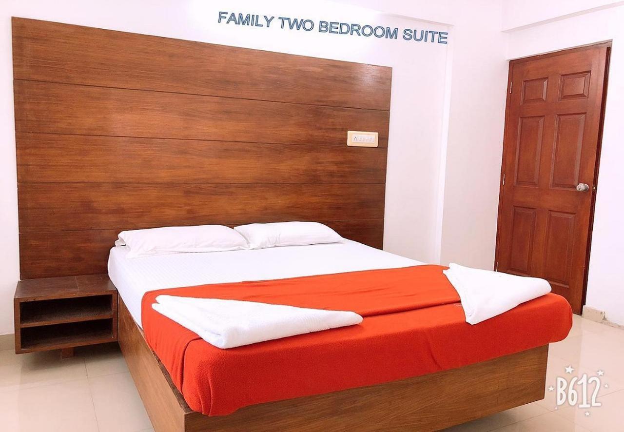 Hotel Phils' Residencia Kochi Exterior foto