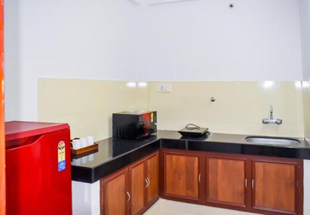 Hotel Phils' Residencia Kochi Exterior foto