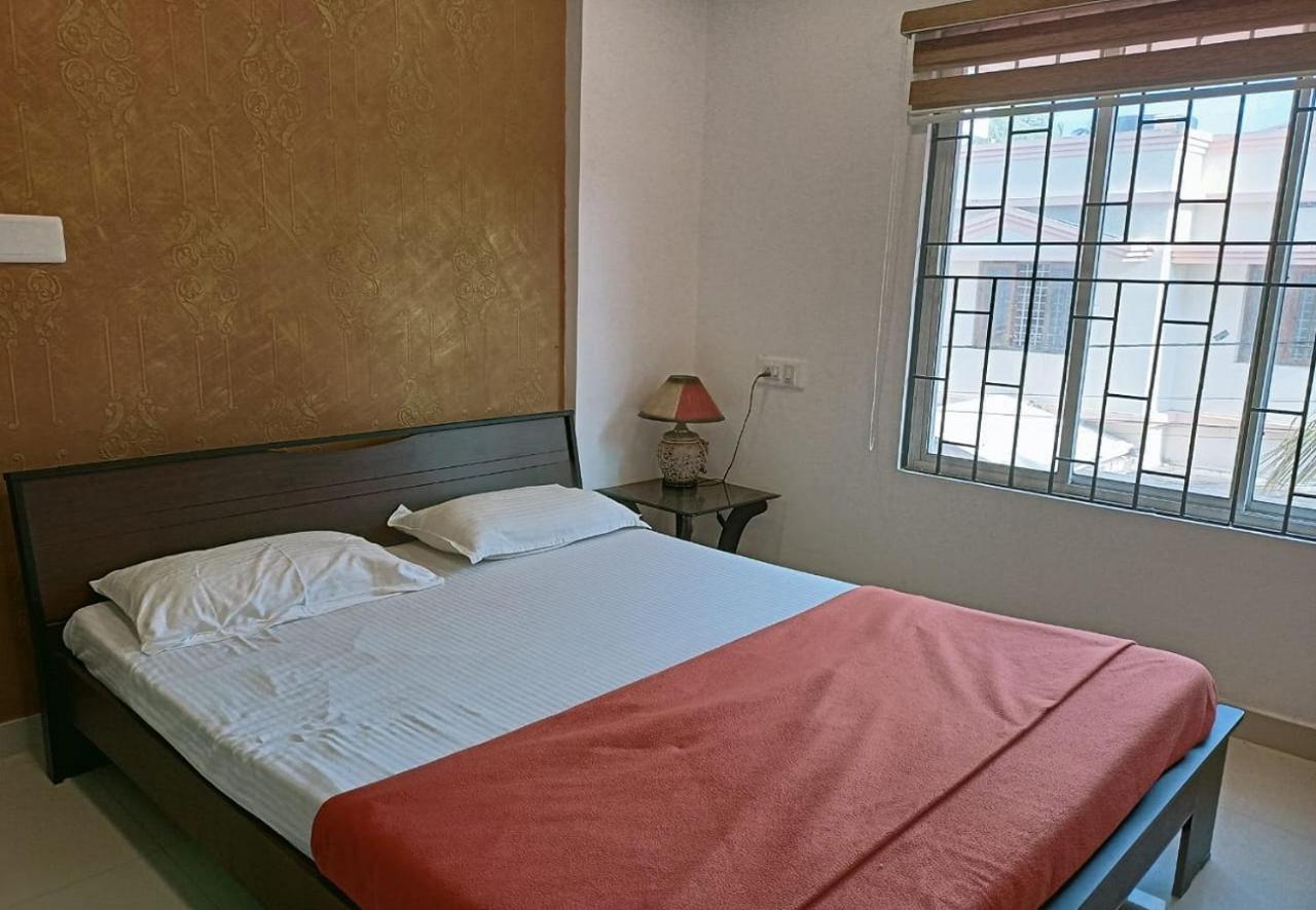 Hotel Phils' Residencia Kochi Exterior foto