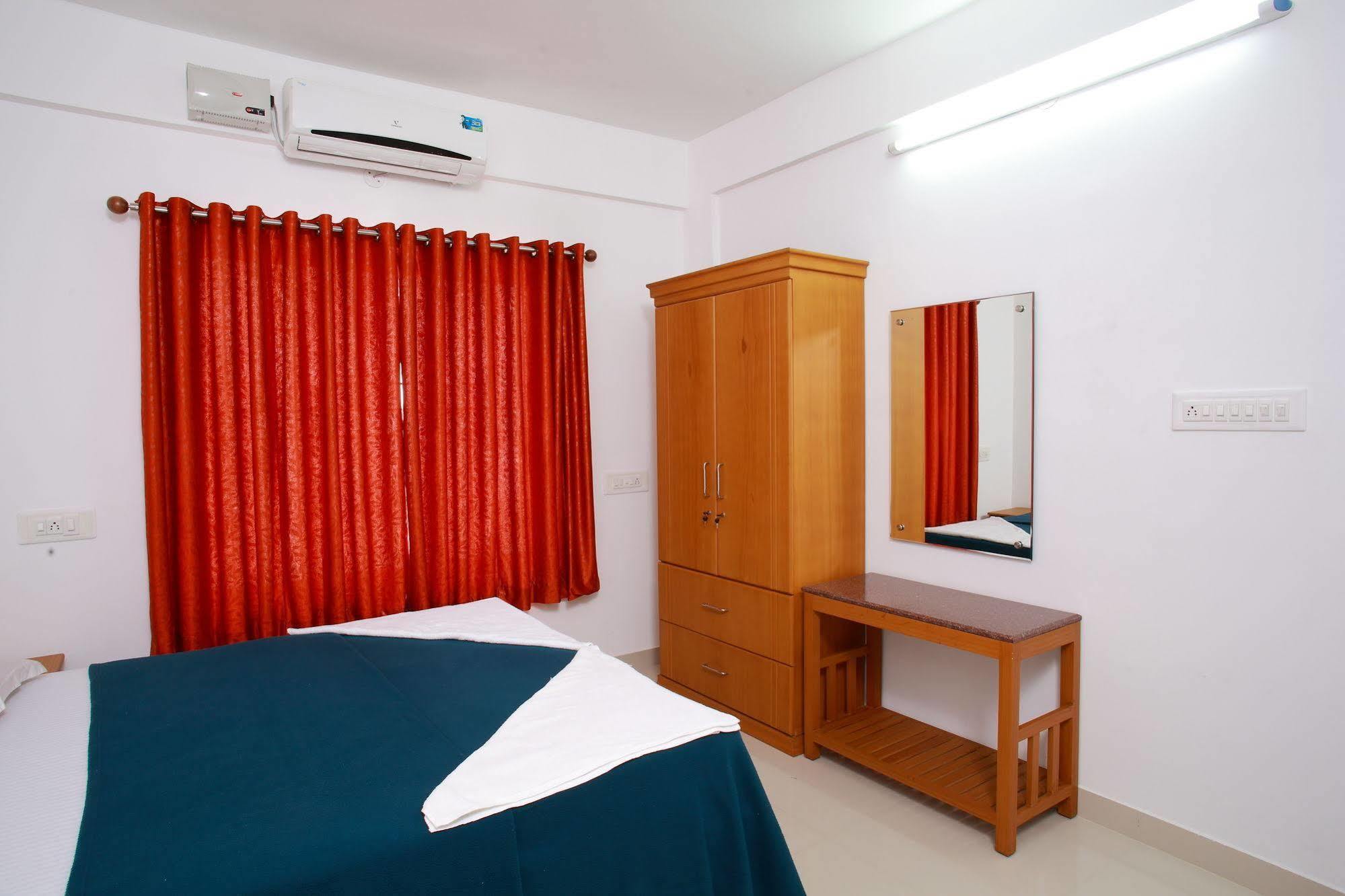 Hotel Phils' Residencia Kochi Exterior foto