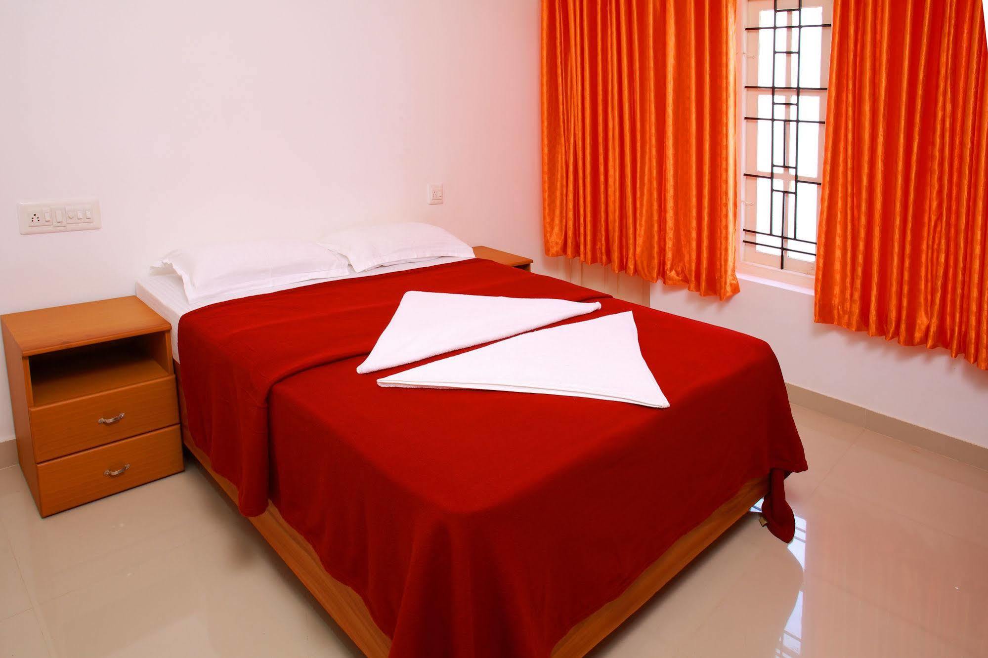 Hotel Phils' Residencia Kochi Exterior foto